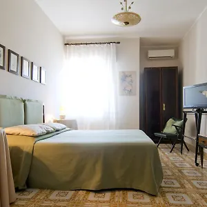 Mimì Affittacamere